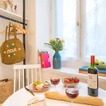 Quiet & Cosy Near Eiffel Tower 아파트 *